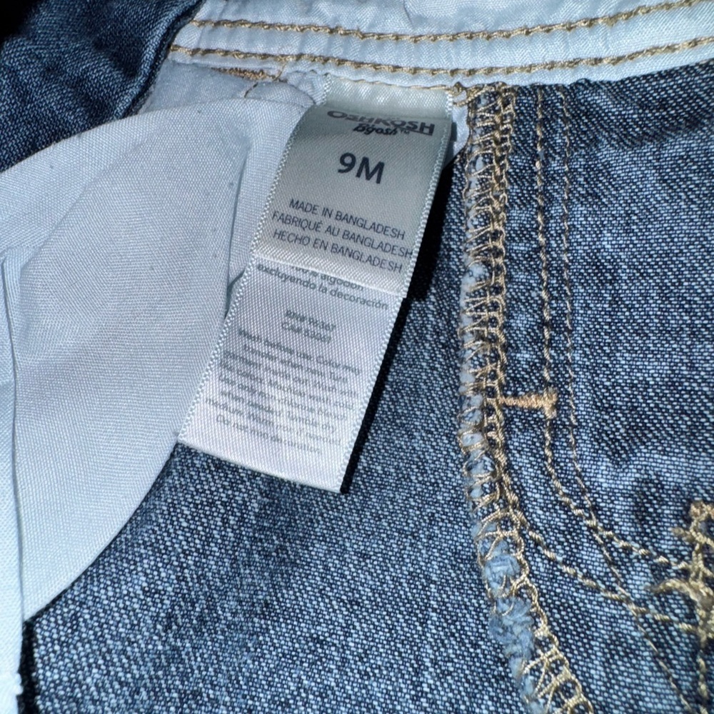 Osh Kosh B’Gosh Baby Short Overalls | EUC | 9mo | Denim | Pockets | 100% cotton - Picture 8 of 16